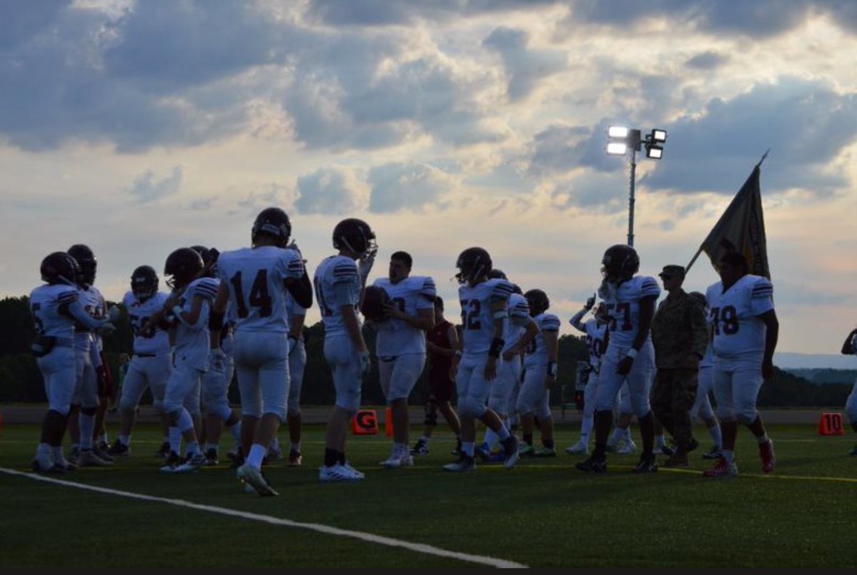 CaissonsFB's tweet photo. CAISSONS COMEBACK!! After trailing 20-8 with 7 minutes to go, we came back and won 22-20 over SMLCA. The offense drove down field and scored with just under 2 minutes and our defense held on 4 downs to secure the W. Game Stats Below: https://t.co/wy4JkefkGy