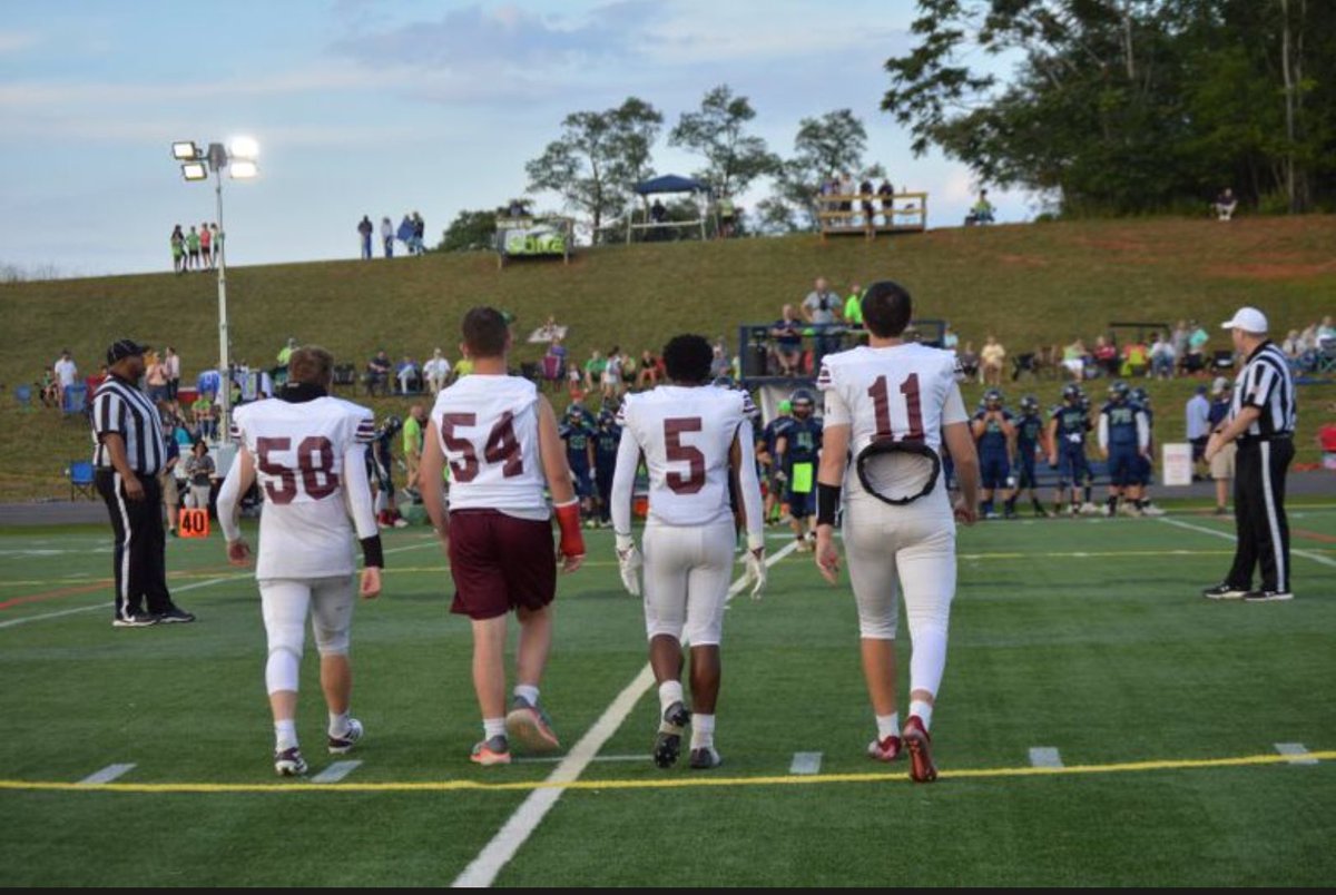 CaissonsFB's tweet photo. CAISSONS COMEBACK!! After trailing 20-8 with 7 minutes to go, we came back and won 22-20 over SMLCA. The offense drove down field and scored with just under 2 minutes and our defense held on 4 downs to secure the W. Game Stats Below: https://t.co/wy4JkefkGy