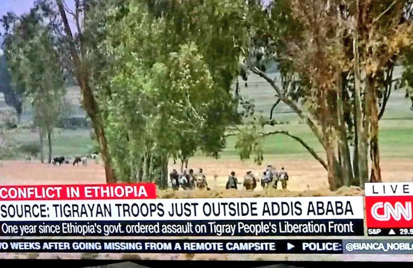 Annatata19's tweet photo. This is #CNNing Broadcasting #FakeNews ‼️
👇🏿👇🏿👇🏿 https://t.co/xAyNKzCBtK
