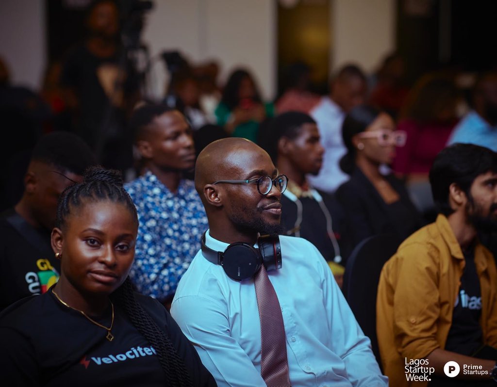 StartupLagos's tweet photo. Top tier knowledge was what we served at the #LSW22 event and our audience can testify.
Show me a more focused crowd, Iโll wait ๐#thelswexperience https://t.co/VAybmNQAce