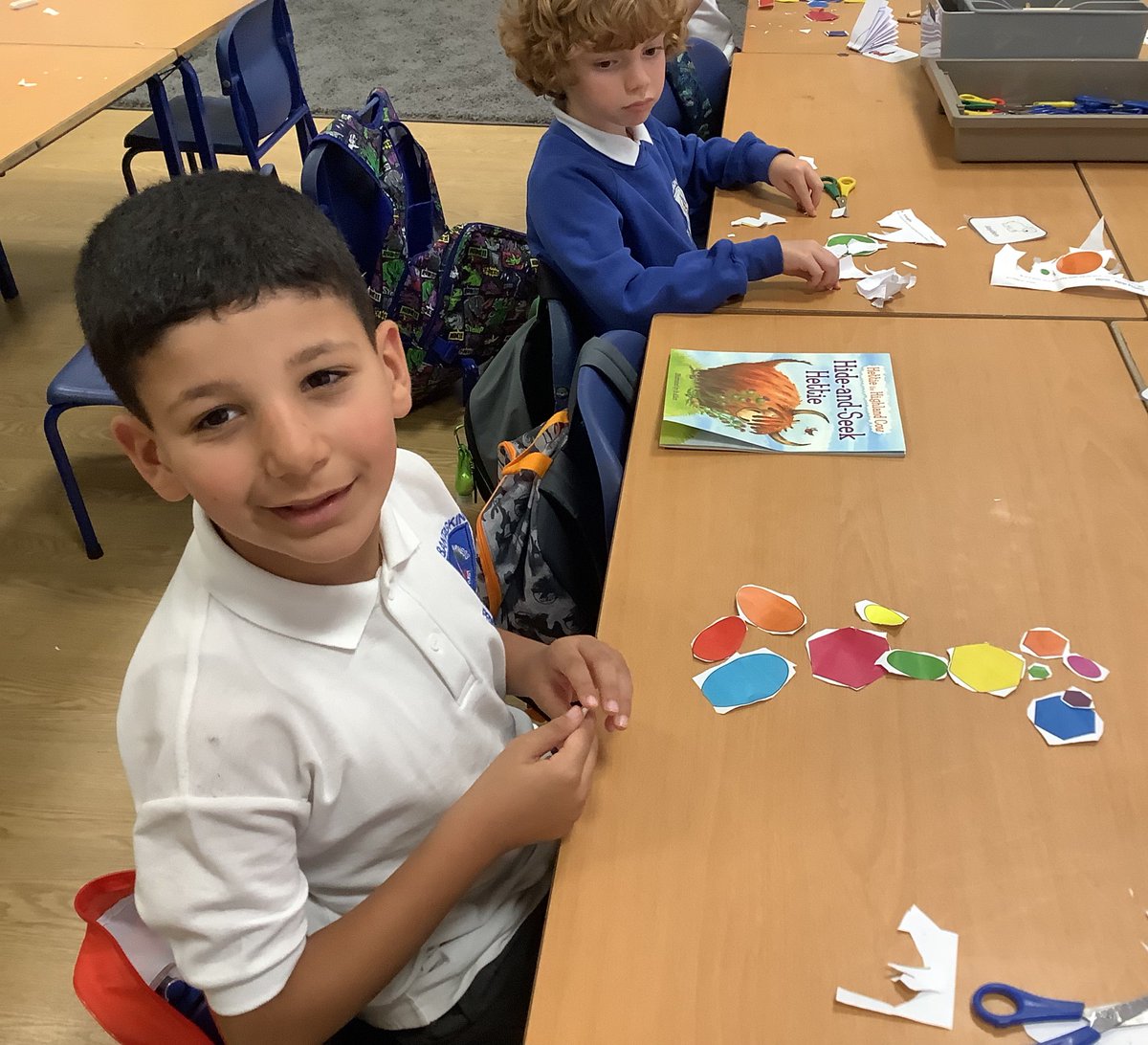 mrsmitchell_l's tweet photo. This afternoon we worked on scissor and cutting skills, using shapes to create new pictures #banttech #bantmaths https://t.co/L6N6wiy3kk