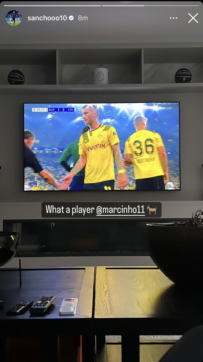 bvbnewsblog's tweet photo. Same @Sanchooo10.

#BVB https://t.co/vNip8SDWCs
