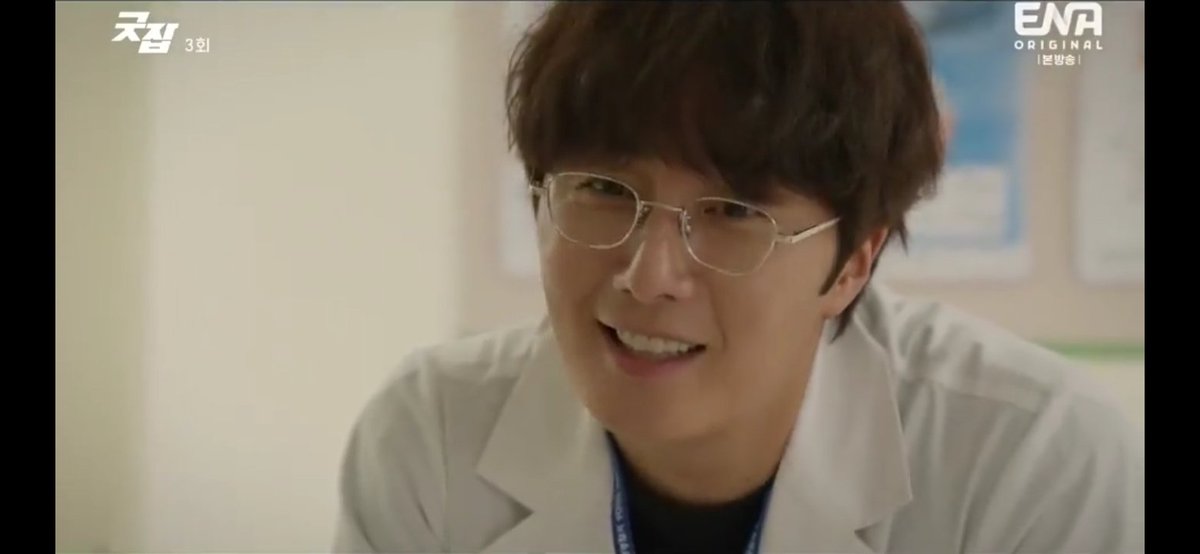 i__Mandu's tweet photo. I'm watching Good Job for the plot.
The plot:

#kdramatwt #GoodJobEp1 #GoodJobEp2 #GoodJobEp3 #GoodJobEp4 #JungIlWoo #GoodJob https://t.co/9oSC6Azs4M
