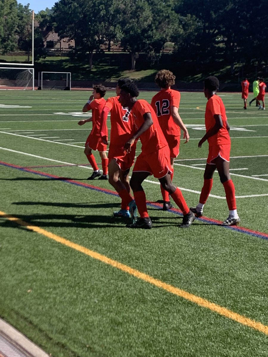 raptorathletics's tweet image. Raptors traveling to JeffCo to face the Lakewood Tigers today:

Boys Soccer ⚽️ 5:00 PM at Lakewood Memorial Stadium

Girls Volleyball 🏐 6:30 PM at Lakewood HS. 

GO RAPTORS !!!!