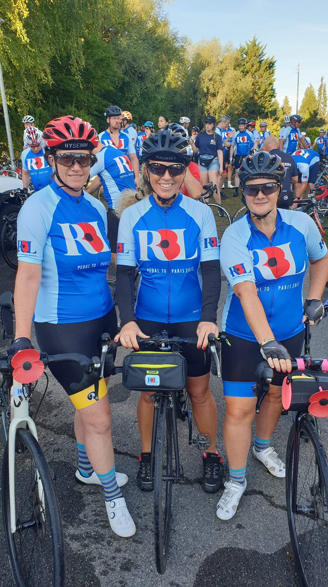 Loutag1's tweet photo. I’ve just cycled 288 miles from London to Paris 🇬🇧🚴🏻‍♀️🇫🇷 raising £1600 for the Royal British Legion! Loved every minute of it. #RBL https://t.co/R8Yz0TLoO5