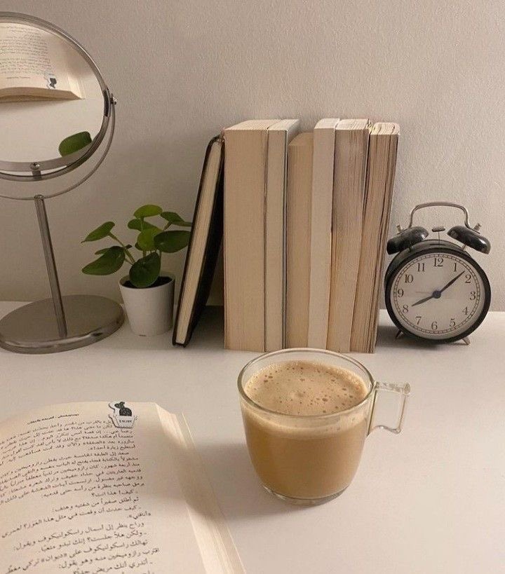 _gstdy's tweet image. hi, new to #studytwt here !!

｡ﾟ ab me ﾟ｡

•— she/her, 14, aquarius
•— fil/eng
•— movies, music, books ++ coffee
•— intj 

looking for #studytwt moots !

rt/like if you want to be moots ^^