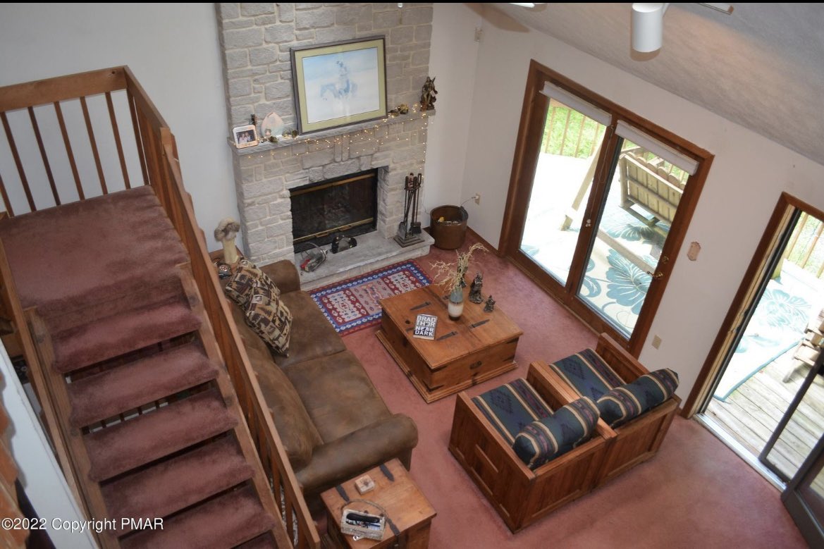 poconomountains's tweet photo. Beautiful 3 Story Contemporary!
#poconomtns #pmlrealty #SNRTG #vacationmode #summer #tuesdayvibe #homebuyer #NYC
@RicksMtnHomes @joslewis @MissChrissa102 @haphillips96 @realestate_a9 @LivingPocono @Go_Lackawanna @PoconoRecord https://t.co/LQrPaDqQh3