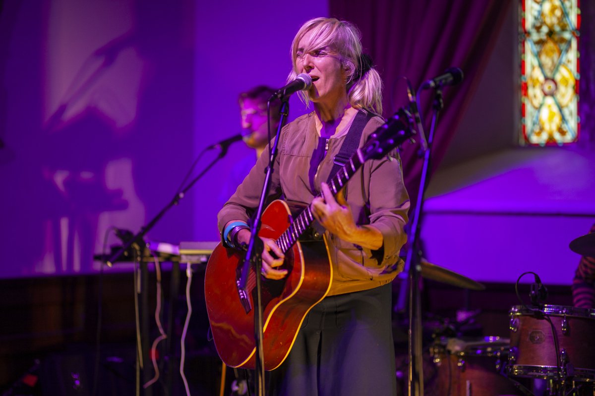 catdowlingmusic's tweet photo. Some shots by the gorgeous Wayne J Forde from #RockAgainstHomelessness 19 August at #SeaChurch, Ballycotton. @FirstAndCoach and @theburmamusic joined me in supporting the work of @FocusIreland. Many thanks to all who attended. https://t.co/apBoG8WrFl