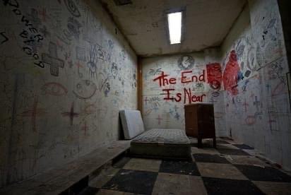 truly_creepy's tweet photo. Episode 14: Linda Vista Hospital
Sarah tells us the hauntings and history of this hospital turned Senior Living Community
#haunted #paranormal #hauntedla #hauntedsantefe #hauntedcalifornia #paranormalpodcast #podcastle #simplecast #hauntedamerica #ghosts #hauntedhospitals https://t.co/vBqt7722S6