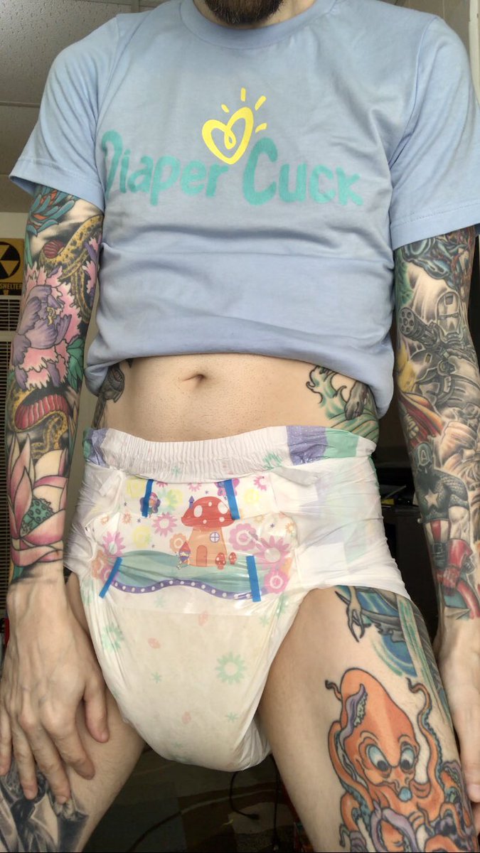 WesleyMarvel11's tweet photo. Check out the new FAIRLYLAND DIAPERS from @TheCuddleCo_Op!! Available for purchase on @myinnerbaby ‘s website!! Be sure to read my review in the comments! #ABDL https://t.co/APtmAYyXbh