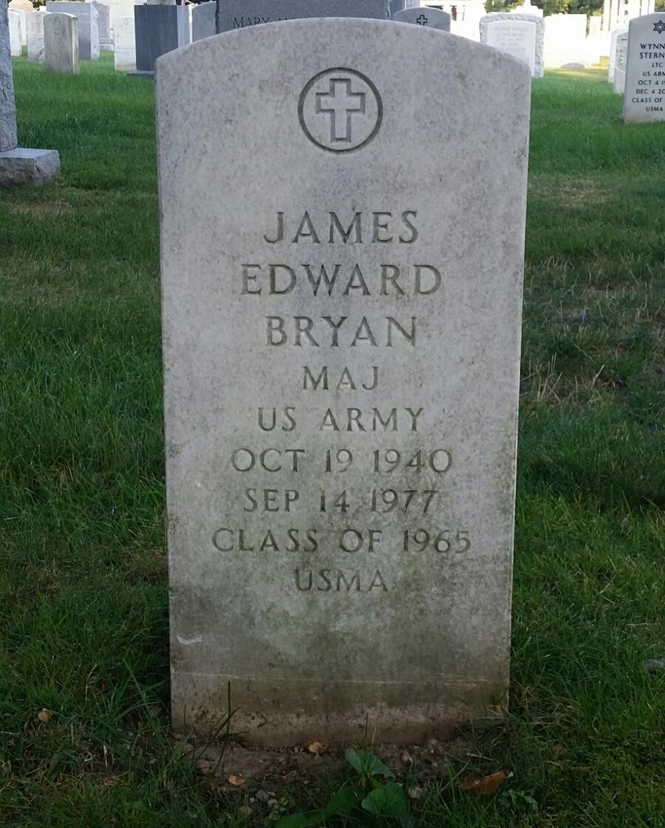 op_hawkeye's tweet photo. 9.6.1977 ~ MAJ James Bryan ๐บ๐ธ
>
#OpHawkeyeRemembers #JamesBryan #USMA #82ndAirborne #75thRangerRegiment <1> #SilverStar #BronzeStar #RLTW #SuaSponte #Operation_Hawkeye
๐ https://t.co/HO0zuekyKp
๐ https://t.co/nV0KGLSv4S
๐ https://t.co/qBzAzV4BCo
๐ https://t.co/Eh1tB2tqb0 https://t.co/8HuBspgQvQ