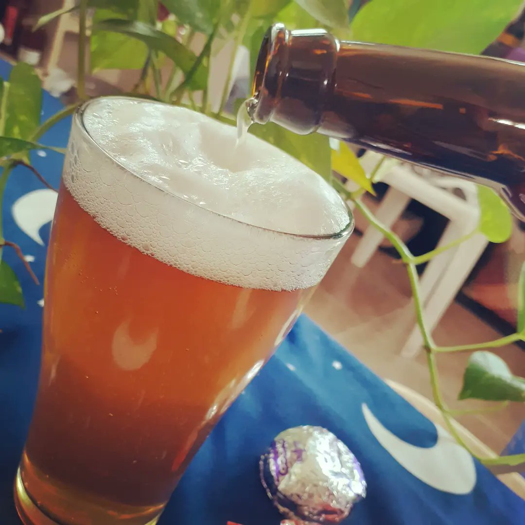 HankIanRosales's tweet photo. Wind Down by Matimyas Brewhouse is a White IPA with 6.8% abv. Not for ampalaya-haters.

#beverage #drinks #craftbeer #craftbeerph #craftbeerphilippines #craftbeerlover #realbeer #truebeer #beer #pourthatbeer #refreshing #buylocal #supportlocal https://t.co/RHRa2MDHgy