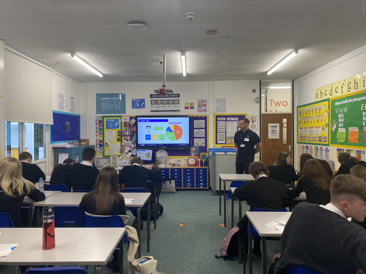 Heolddu Sixth-Form tweet media