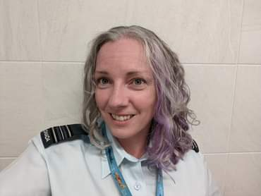MaggieMay243's tweet photo. @defence_women @CanadianForces Honestly, with my hair up it isn't even that noticeable. And the world has not ceased to turn. #IAmTheCAF #ReadinessBeaver #CANMilTwitter #StillProfessional https://t.co/oJXz219ctE