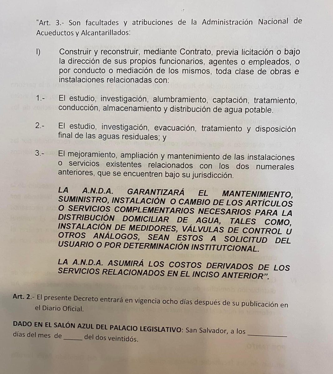 ARENA_Cuscatlan's tweet photo. Este día La Fracción Legislativa presentó Iniciativa para que ANDA pague los medidores de agua a la gente. https://t.co/oTBmf9pKTb