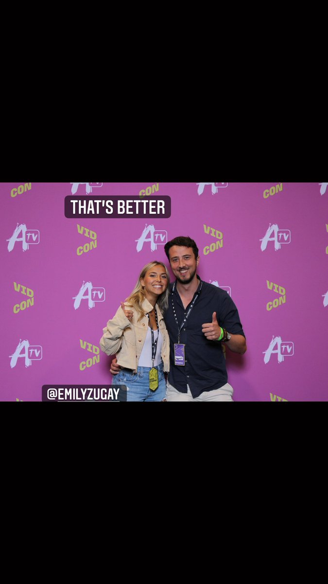MichielvdMeijde's tweet photo. @VidCon @EmilyZugay https://t.co/Kb7RQj8dys