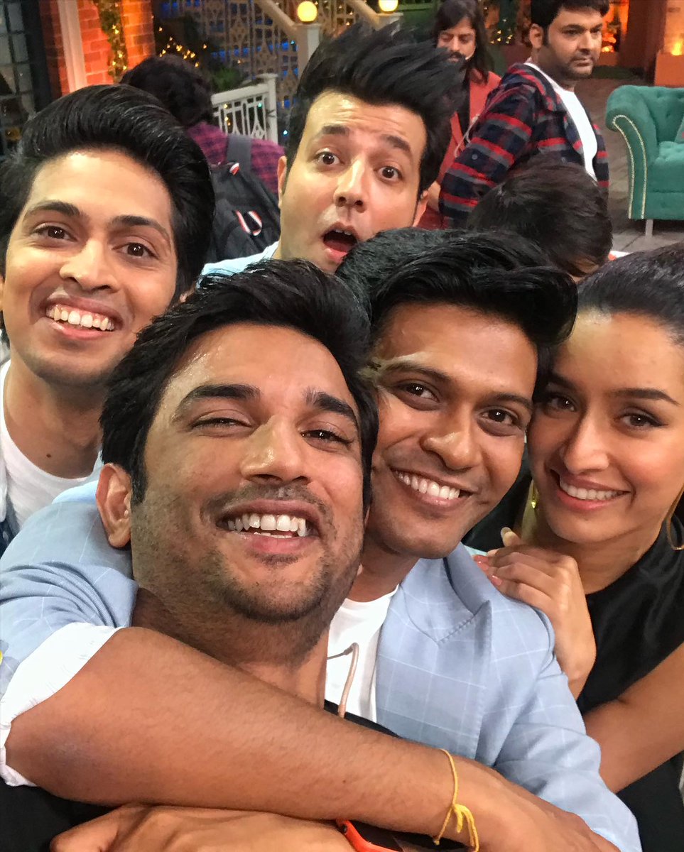 shraddhasmehnaz's tweet photo. Team Chhichhore โค๏ธ
#3YearsOfChhichhore
#ShraddhaKapoor
#SushantSinghRajput
@varunsharma90 https://t.co/3SJe7ZYVbF