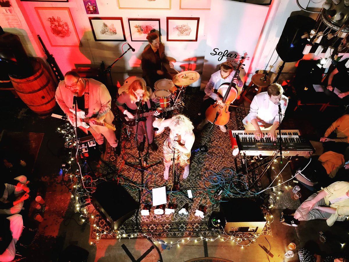 We kick off with Oxford locals @ThePeopleVers. Look out for their new single released next month or see them headline <a href="/TheBullingdon/">The Bullingdon</a> on 4th November.

<a href="/sofarsounds/">Sofar Sounds</a> <a href="/SofarOxford/">Sofar Sounds Oxford</a> #sofarsounds <a href="/tapsocialbrew/">Tap Social Movement</a>