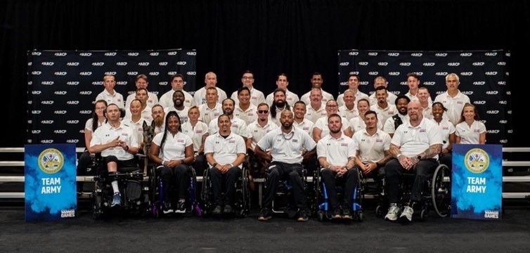 usrowing's tweet photo. Incredible athletes, outstanding support crew 🏅Our sincerest congratulations to all participants of this summer’s Valor, Endeavor, and @warriorgames.
DoD Warrior Games FULL RESULTS: https://t.co/JoRjLTpdZV
#AdaptiveRowing | #FreedomRows https://t.co/P7EKq2p0Vd