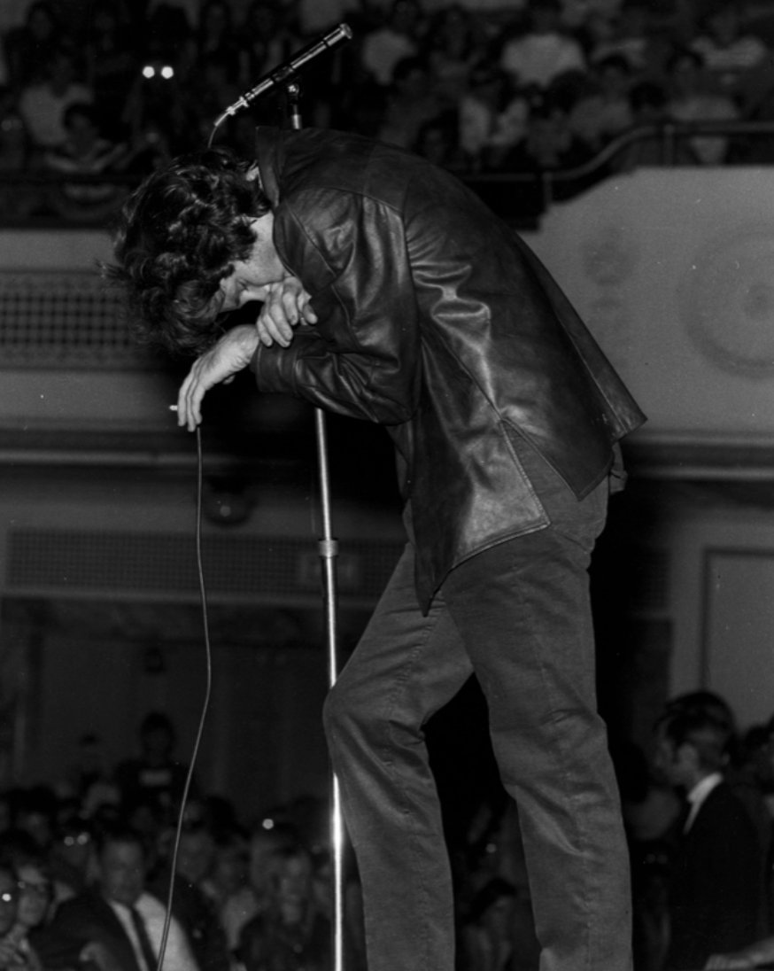 #MorrisonMonday: Who’s got a case of the Monday's edition.

Photo by George Shuba.
_
#TheDoors #JimMorrison #MorrisonMonday #TheBandFromVenice