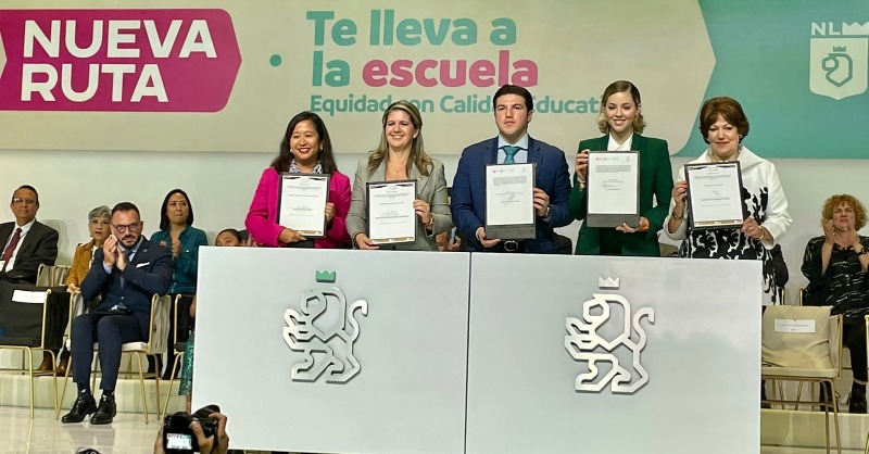UNICEFMexico's tweet photo. Hoy firmamos un convenio de colaboración junto a el Gobierno de @nuevoleon, que tiene como objetivo desarrollar iniciativas conjuntas para garantizar el cumplimiento de los derechos de cada niña, niño y adolescente en el estado. 📄✅