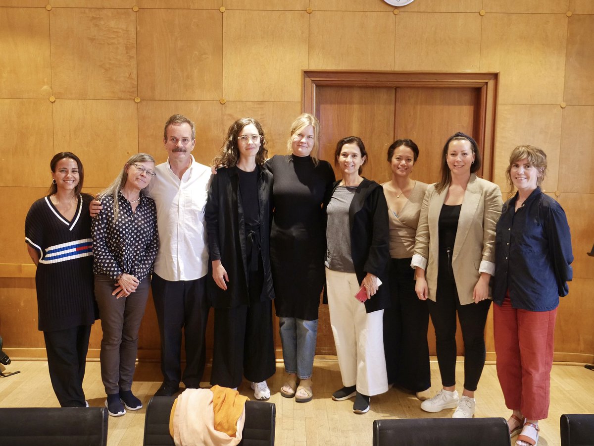 SEIStelevision's tweet image. 📸 𝟲𝗧𝗩 | #Entérate ➡️ Fortalece 𝗦𝗘𝗖𝗨𝗟𝗧 trabajos de intercambio ᴀʀᴛɪ́sᴛɪᴄᴏ-ᴄᴜʟᴛᴜʀᴀʟ con 𝐒𝐮𝐞𝐜𝐢𝐚

La secretaria Marcela Herbert, realizó gira de trabajo en la cd de Gotemburgo en la región de Västra Götaland en Suecia.

#6TV