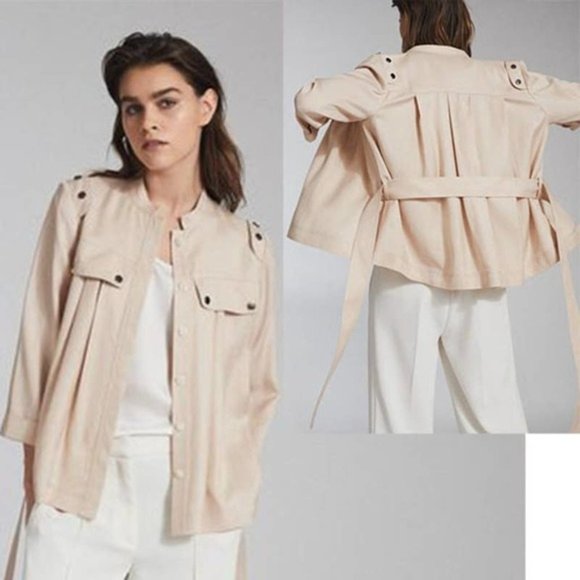 Enchantedstyle3's tweet photo. So good I had to share! Check out all the items I'm loving on @Poshmarkapp #poshmark #fashion #style #shopmycloset #reiss #urbanoutfitters: https://t.co/0JPFh6zN8z https://t.co/6nzy4Twmd4