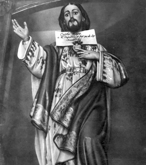 libertame_'s tweet photo. En 1934,doscientos revolucionarios, ante el asombro de sus gentes tomaron Bembibre. Incendiaron la iglesia, pero salvaron una imagen del Sagrado Corazón de túnica roja. La imagen apareció en la plaza con un letrero que rezaba:"Cristo Rojo, a ti respetamos por ser de los nuestros" https://t.co/hVr6Kuf1DT