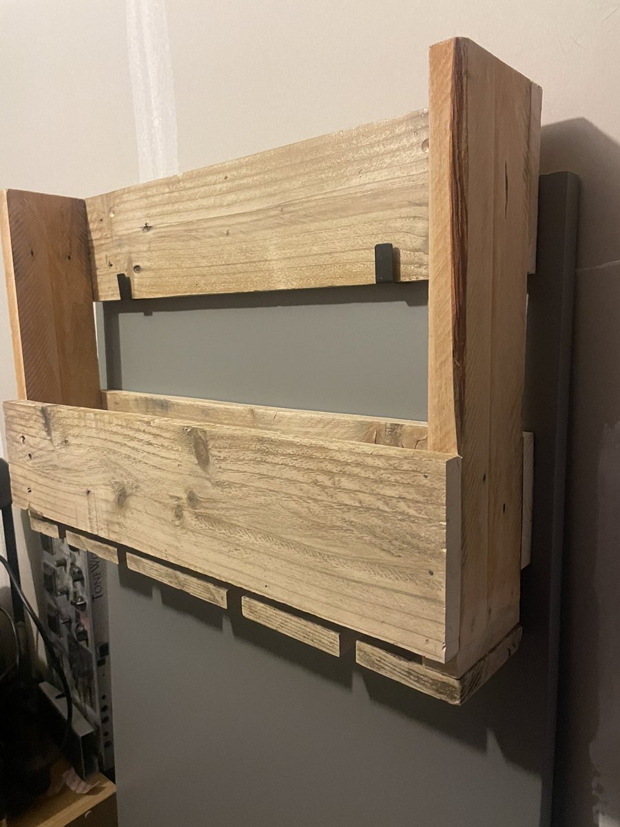 MrJackScotland's tweet photo. Today has been long, so I finished my wee project (and fixed my guitar) #selfcare #timeforself #mentalhealth #wellbeing #noswearingtonight https://t.co/YKmtwlbVta