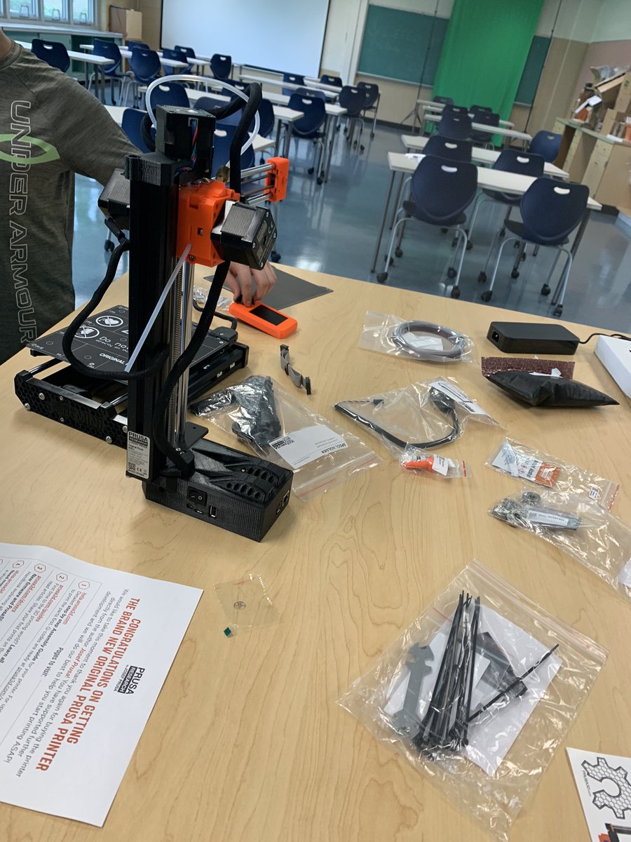 CoderDojoRanger's tweet image. In 5th and 6th grade coder dojo, #WeGetTo work as a team to build a #3dprinter #miniprusa #WeAreNorthwood