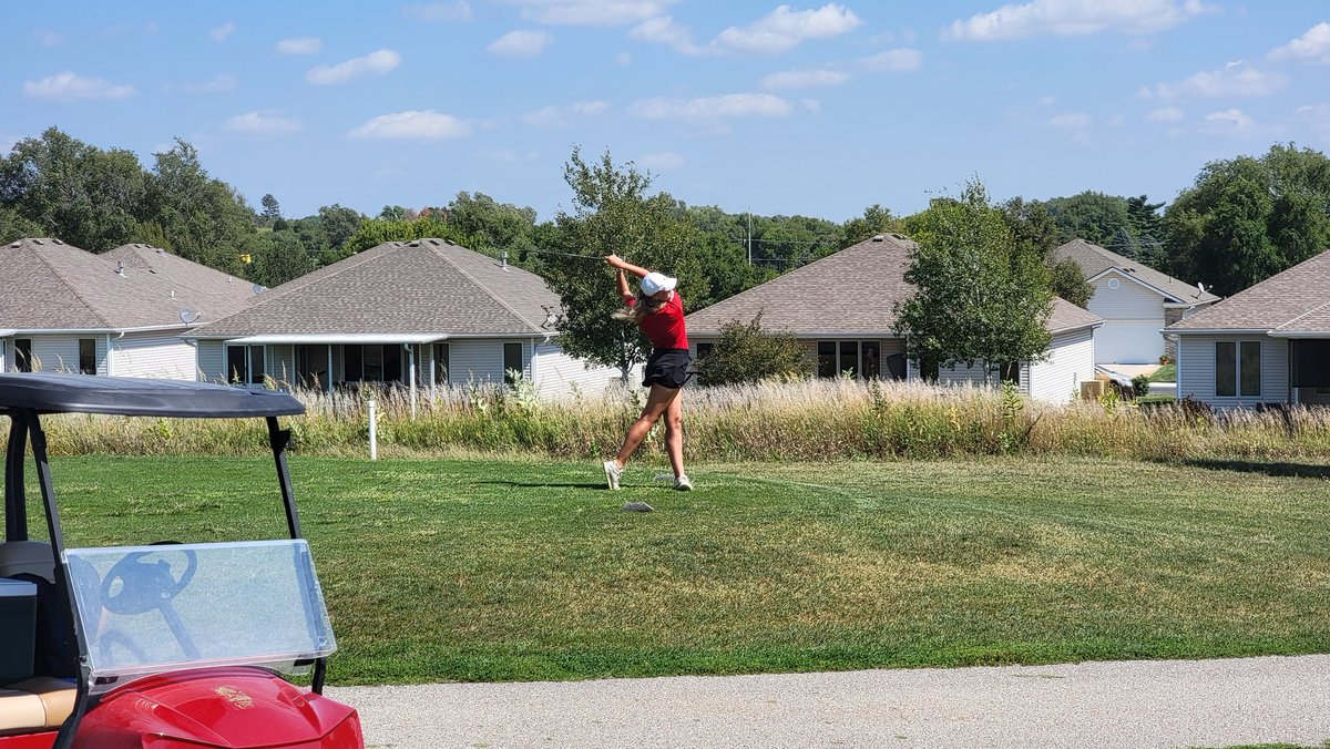 nateseggerman's tweet photo. And they're off! It's a steamer out today for some @nsdgolf action. 🔥 🥵 Still wouldn't miss an opportunity to cheer on the #NorrisTitans! @NHS_Titans 🏌️‍♀️⛳ https://t.co/A8I3kkBPaT