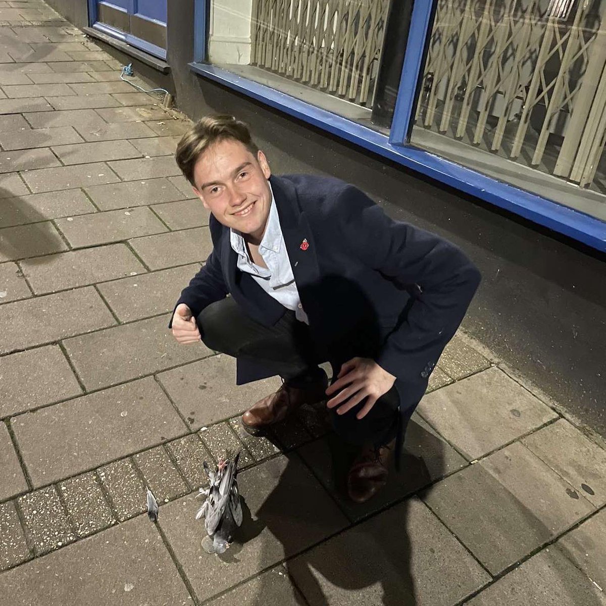 *MEET THE COMMITTEE* 2022/23

Today we get to know our Supporters Club Secretary, Henry Vening.

A team is nothing without its fans, and here at the engineers we love to get behind our boys on game day. Henry will be leading the charge, organising pre-match boozing.