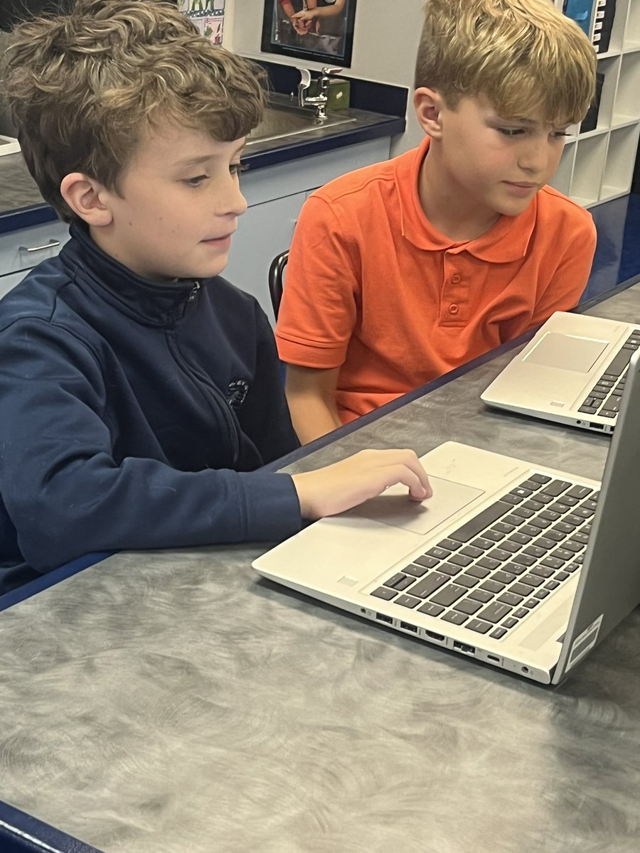 TBE_Tech's tweet photo. Gr4 Ss @TommieBarfield tech class #pairshare their interpretations of online activity N relation 2 #digitalfootprint ! Great discussions about inferences &amp; assumptions that canB made from online activities. @collierschools @CommonSenseEd “Feet’s Footprint 👣 “ #DigitalCitizenship https://t.co/dd1cX80KBs