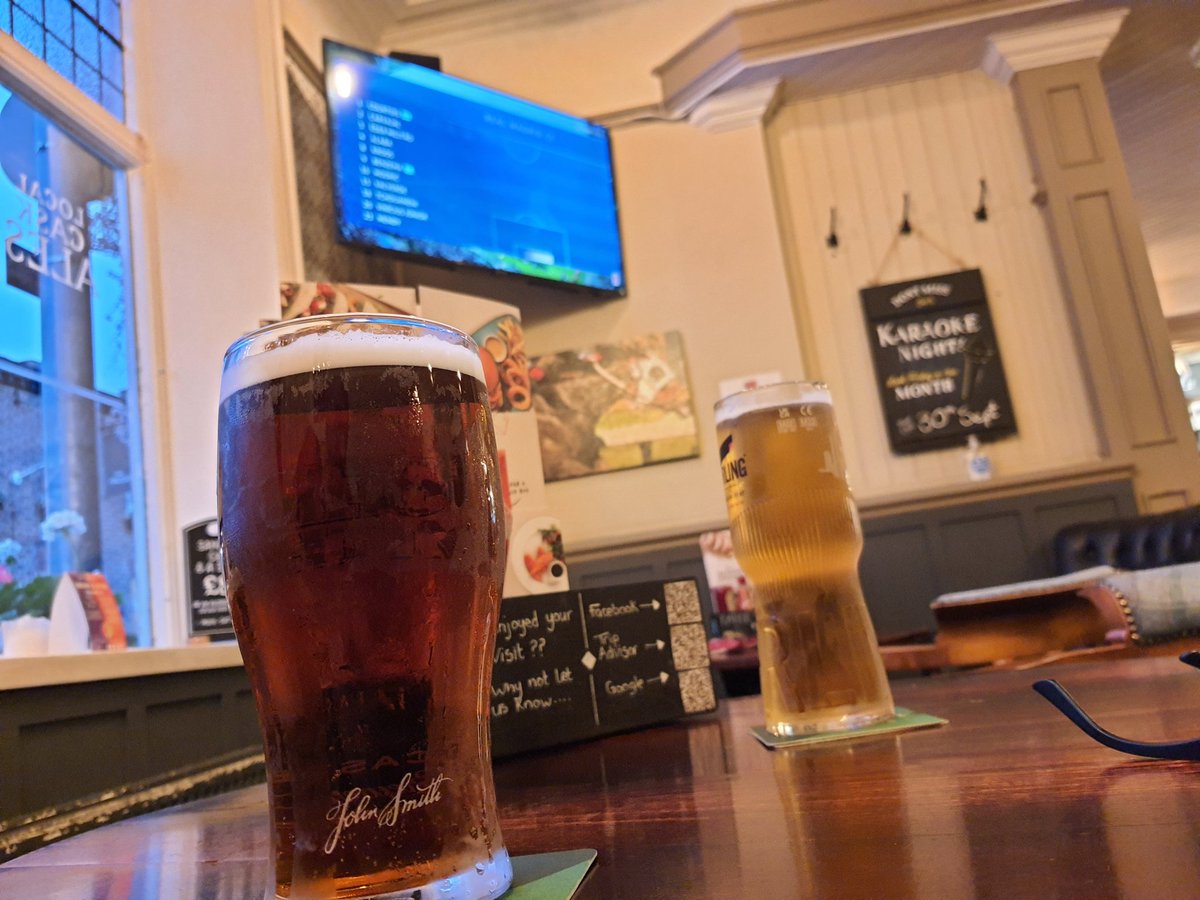 Ajarncom's tweet photo. We've gone old school tonight at a Greene King pub in Hoole. Scampi and chips, gammon and chips, and two pints for 20 quid. Plus box seats for Celtic v Real Madrid.
#TuesdayPromotion https://t.co/kT0Jr9t1uR