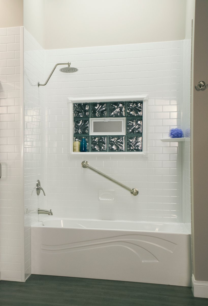 Remarkable1n's tweet photo. Acrylic Bath & Shower Systems
This is a remarkable and innovative solution to affordable bathroom renovation. Designed with maximum durability and a low-maintenance, mold and mildew-resistant material to ensure easy cleaning that lasts for decades. @HomeDepot #wetspaces #baths https://t.co/8MiDrOPdCL