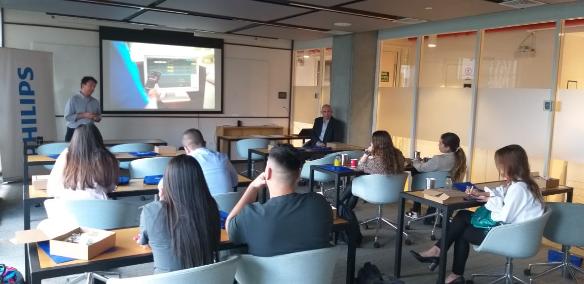 kaikamed's tweet photo. De gira por #Medellín compartiendo con nuestros clientes y aliados, las últimas innovaciones en soluciones de #monitoreo y #diagnostico de nuestro portafolio de @PhilipsHealth para #Colombia.

¡Muy contentos con los resultados!

#KAIKA #Equiposmédicos #PHILIPS  #Noparamos https://t.co/wcZuE9YnBP