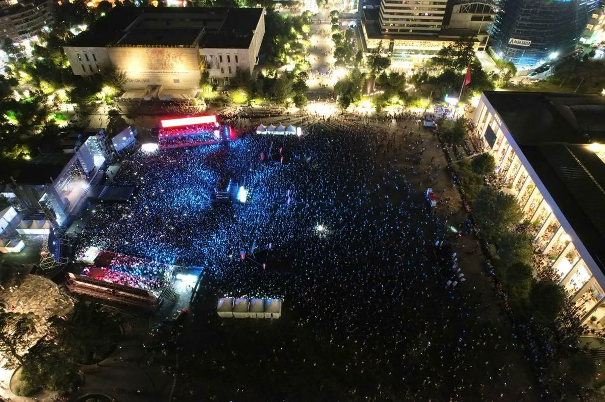AlketaCobo's tweet photo. Tirana ❤️ https://t.co/dxsKEVPFJn