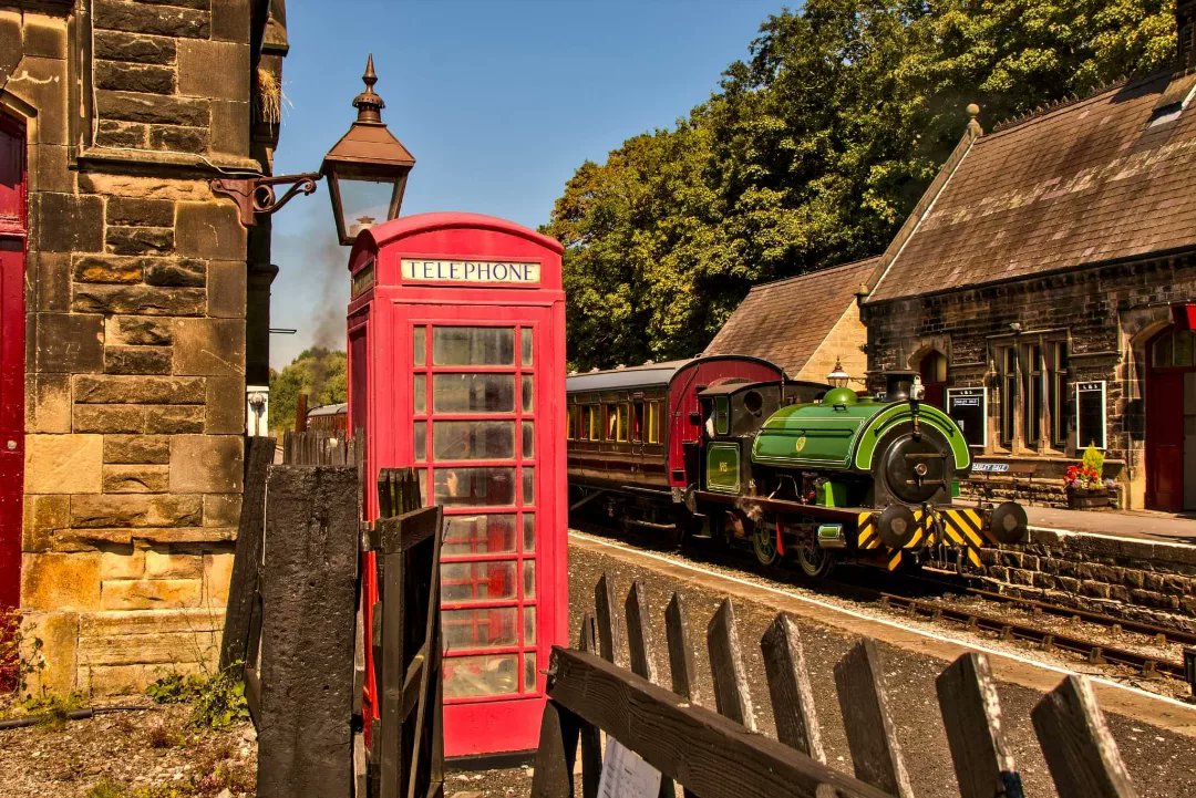 robertbatty9015's tweet photo. Number 15 is seen in the summer sunshine rolling along @peakrail1 in @derbyshire 

#peakrail #peakrailway #steamrailway #heritagerailway https://t.co/syyKFGd89l