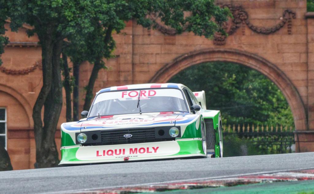 Tom Arron tweet media