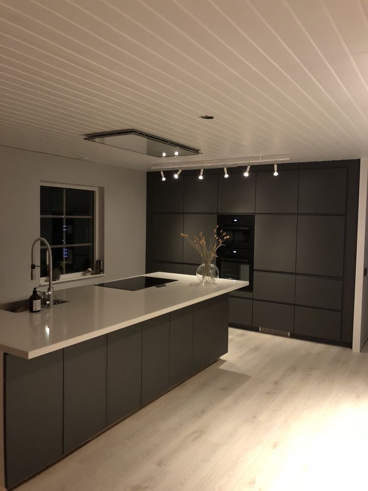 INTERIORBYHUT's tweet photo. Perfect kitchen https://t.co/yrDvpQjJ5n