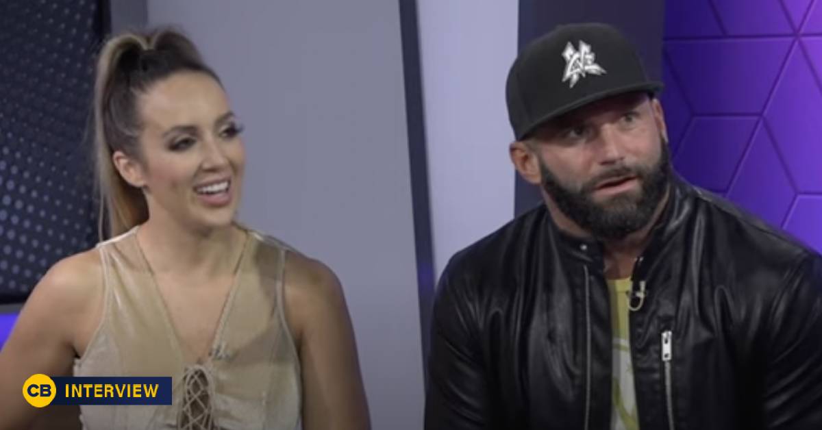 WrestlingOnCB's tweet photo. Matt Cardona &amp; Chelsea Green Stopped By the @ComicBook Studio to Talk Wrestling, Theme Park Rides, Figures, Podcasts and More! @TheMattCardona
@ImChelseaGreen

https://t.co/A3IaMS5ARl https://t.co/Mi8YDQyD4W