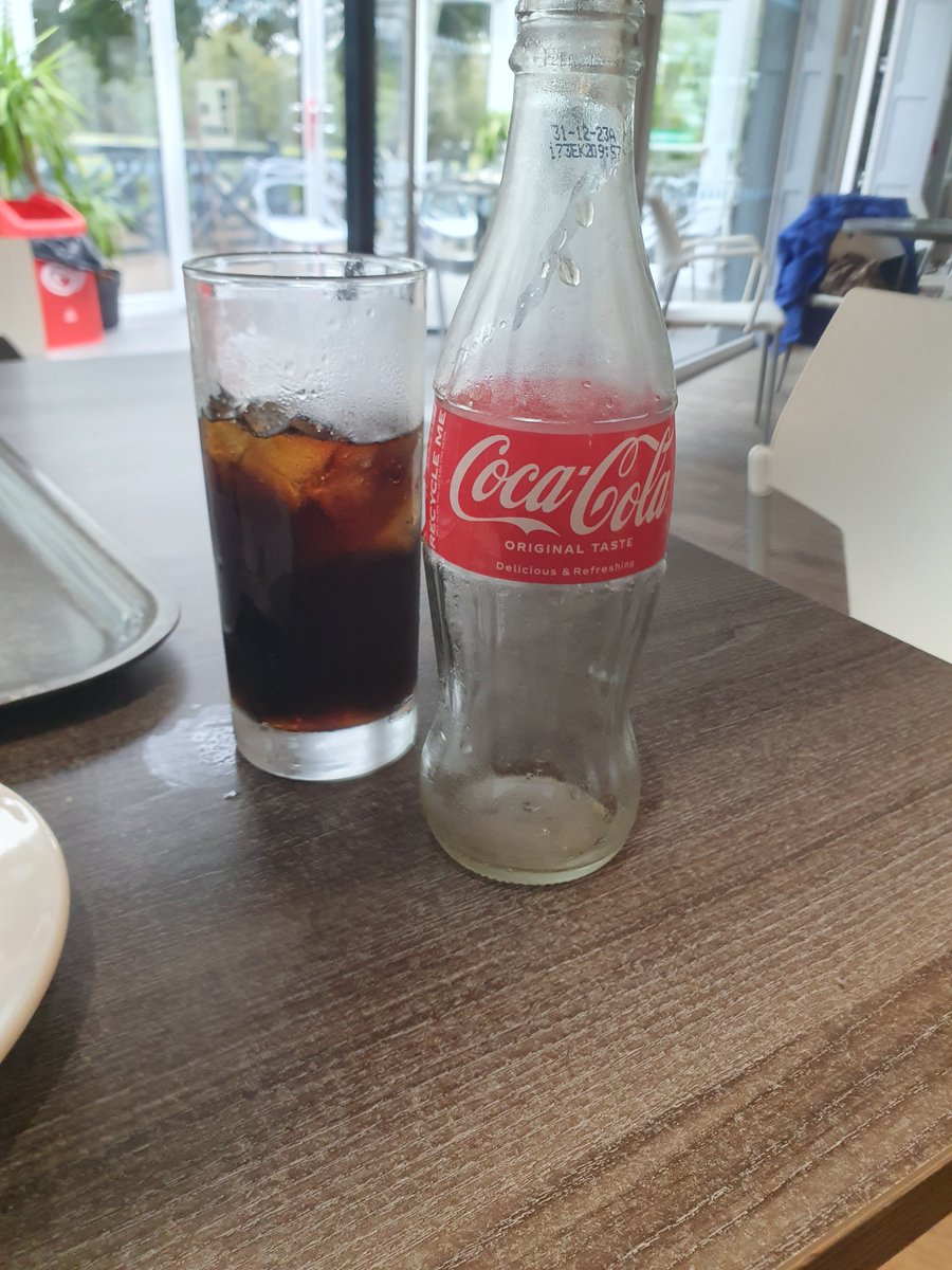 David Roberts tweet media