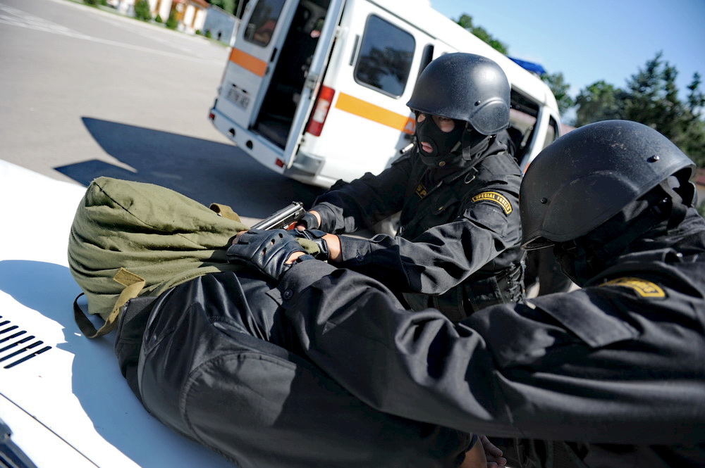В НАО ОБСУДИЛИ ВОПРОСЫ ПРОТИВОДЕЙСТВИЯ ТЕРРОРИЗМУ
В НАО прошло заседание Антитеррористической комиссии и оперативного штаба в НАО. В центре внимания участников совещания были вопросы антитеррористической защищённости объектов в преддверии Дня знаний и Единого дня голосования
#НАО