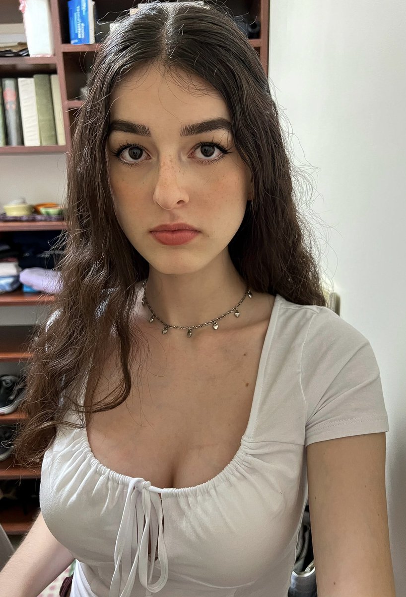 madisonxlutt's tweet photo. my mugshots https://t.co/VLUBmliUlm