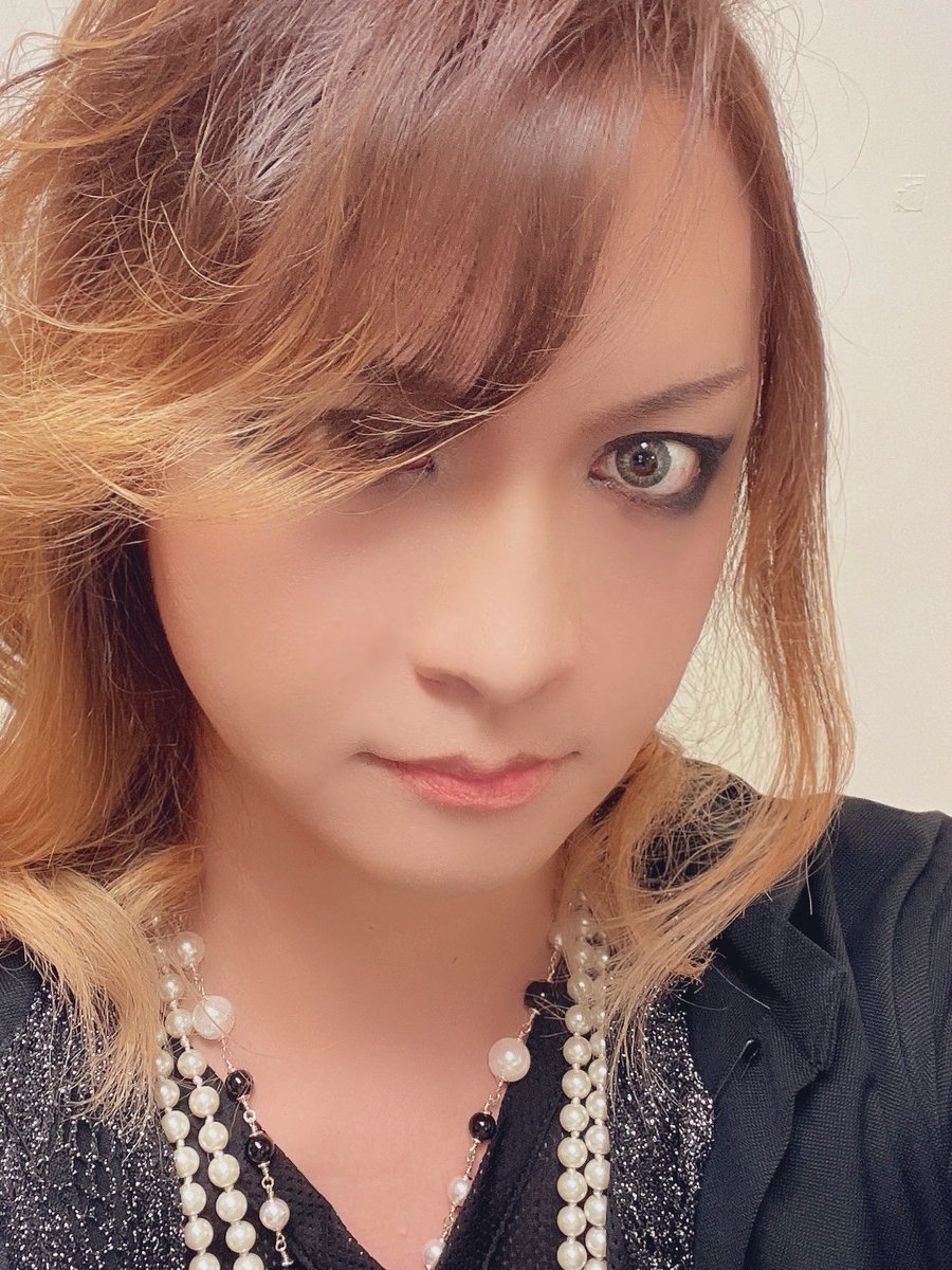 Shinobu tweet media