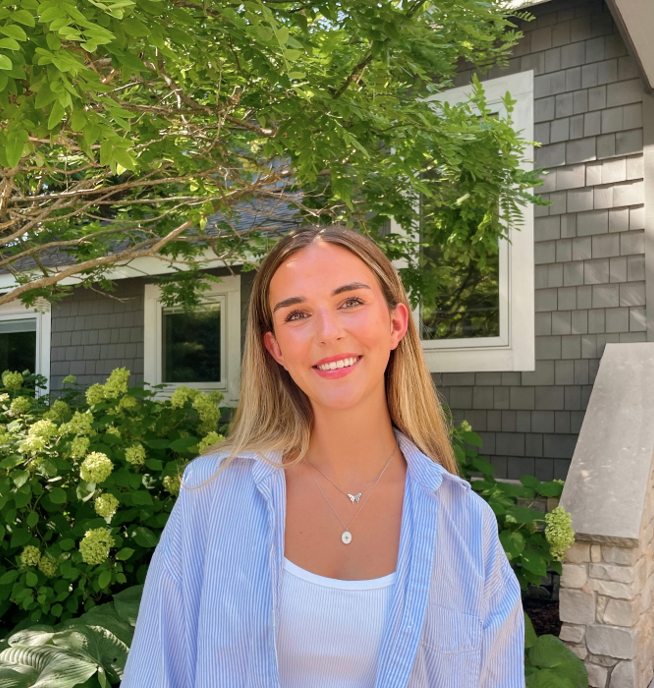 EmexSoftware's tweet photo. 🎺A huge shout out to our intern, Jane Walker, as she leaves us to return to her studies at Santa Clara University.

Jane's fresh input and creativity have been invaluable. Read what Jane has to say here 👉 https://t.co/AYis9kgkbY

#SummerInternships #WorkSomewhereAwesome https://t.co/079x26fO2A
