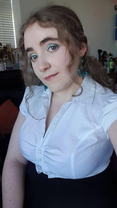 Why am I called me a lady of the night, when I mostly go out in the daytime??? https://t.co/4jNDUhUc