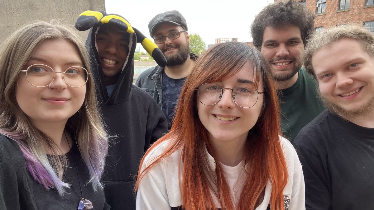 SuniPastel's tweet photo. Squad is here 😁✨️✨️
Was really awesome meetin yall irl! https://t.co/Gq0xYss1lR
