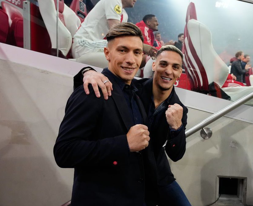 DeadlineDayLive's tweet photo. 🚨 Biggest summer transfer income:

1️⃣ Ajax - €216.07M
2️⃣ Man City - €159.9M
3️⃣ Sporting CP - €119.3M
4️⃣ Brighton - €113.9M
5️⃣ Leeds - €107.9M
6️⃣ Benfica - €106.3M
7️⃣ Lille - €99M
8️⃣ Juventus - €98.65M
9️⃣ Bayern - €95.9M
🔟 Monaco - €95M

(✍️ @ADnl / @TheEuropeanLad) https://t.co/yeFJeZDoq3