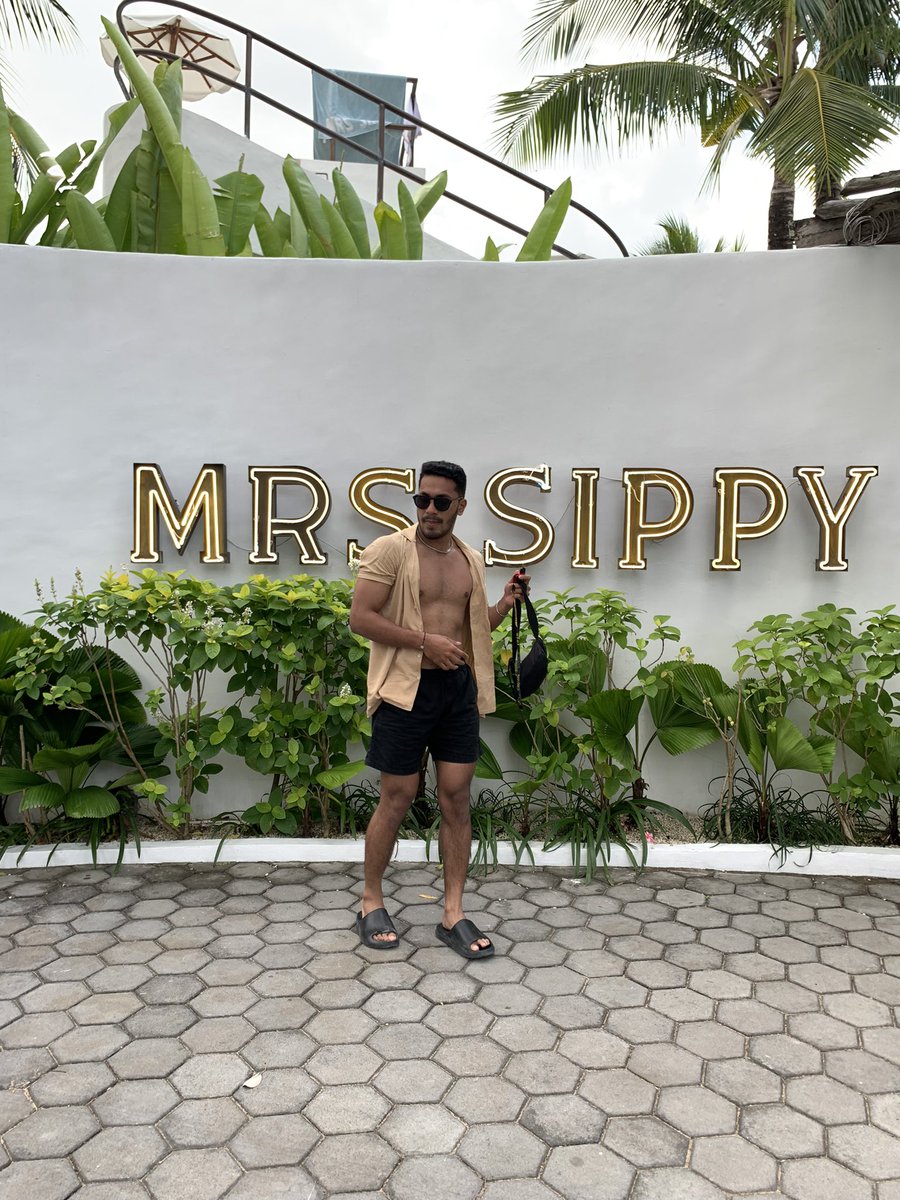 zaynpeanute's tweet photo. Butuh ayank disini,.
#mrssippy #Prince https://t.co/QAVfJFvTD5